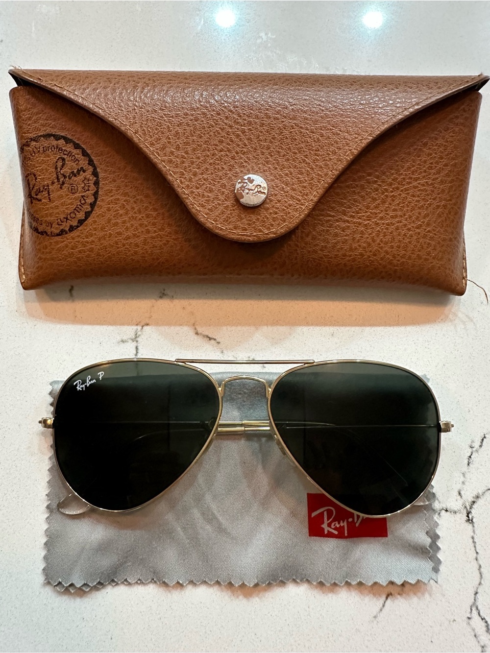 Ray-Ban Gold Frame Aviator Sunglasses with Green Lenses